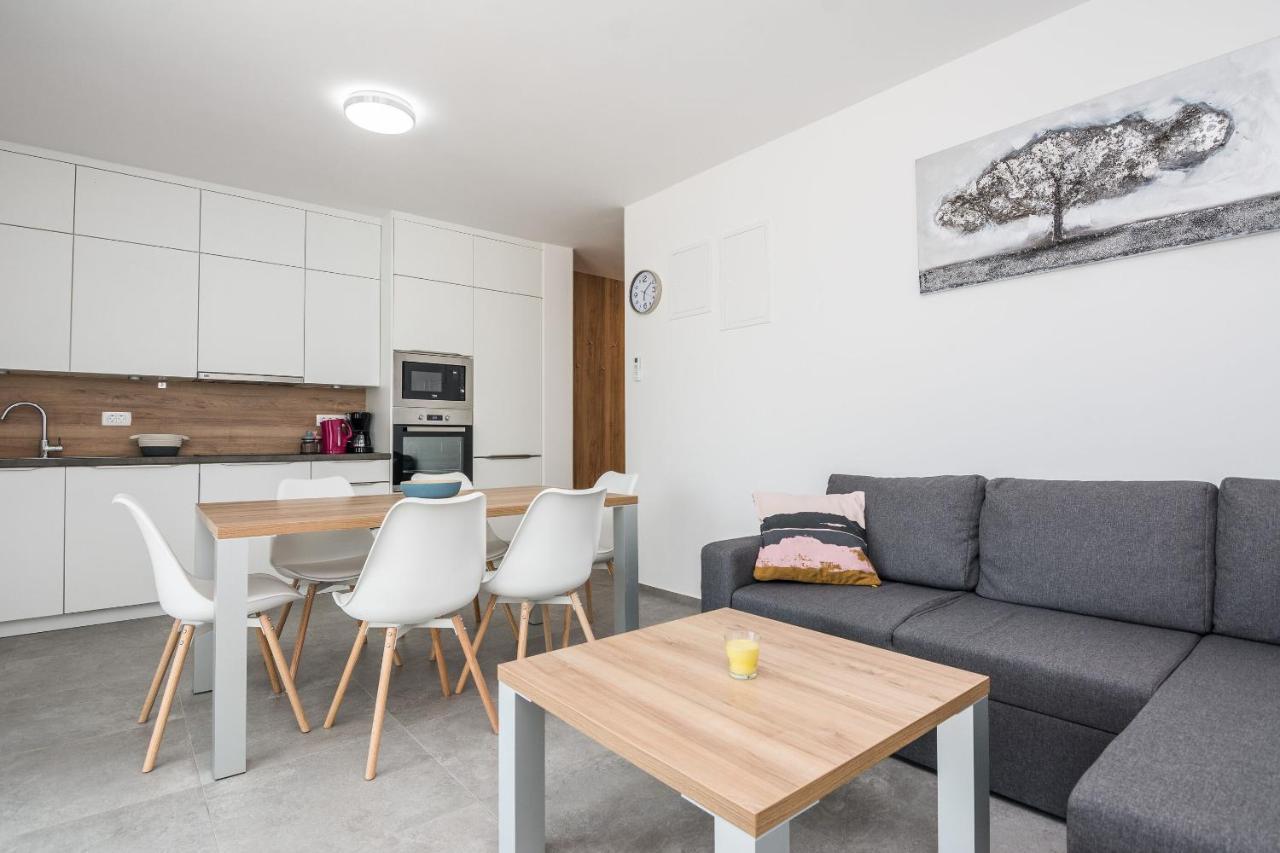Apartment Spanic 1 Vir Exteriér fotografie