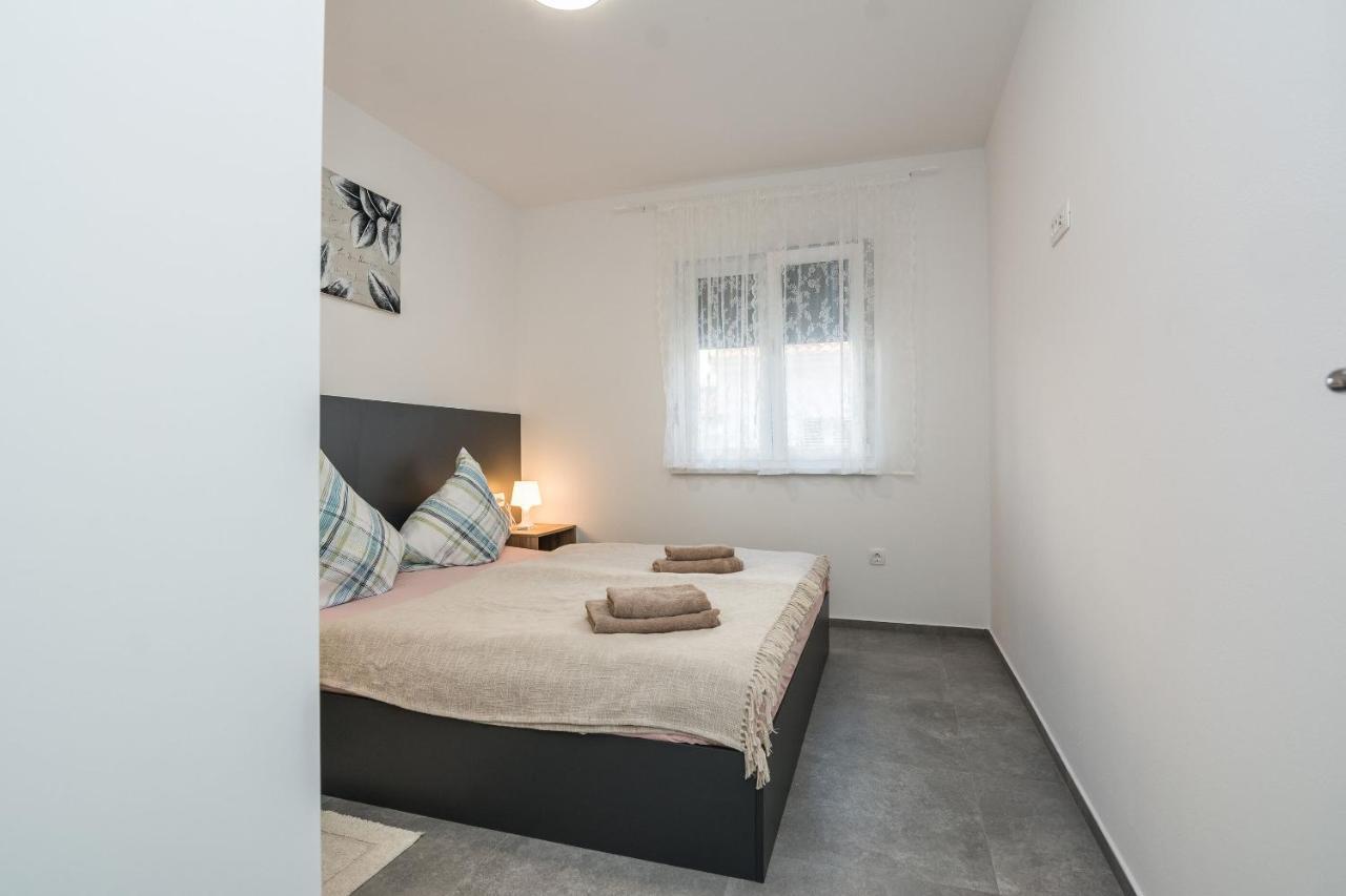 Apartment Spanic 1 Vir Exteriér fotografie