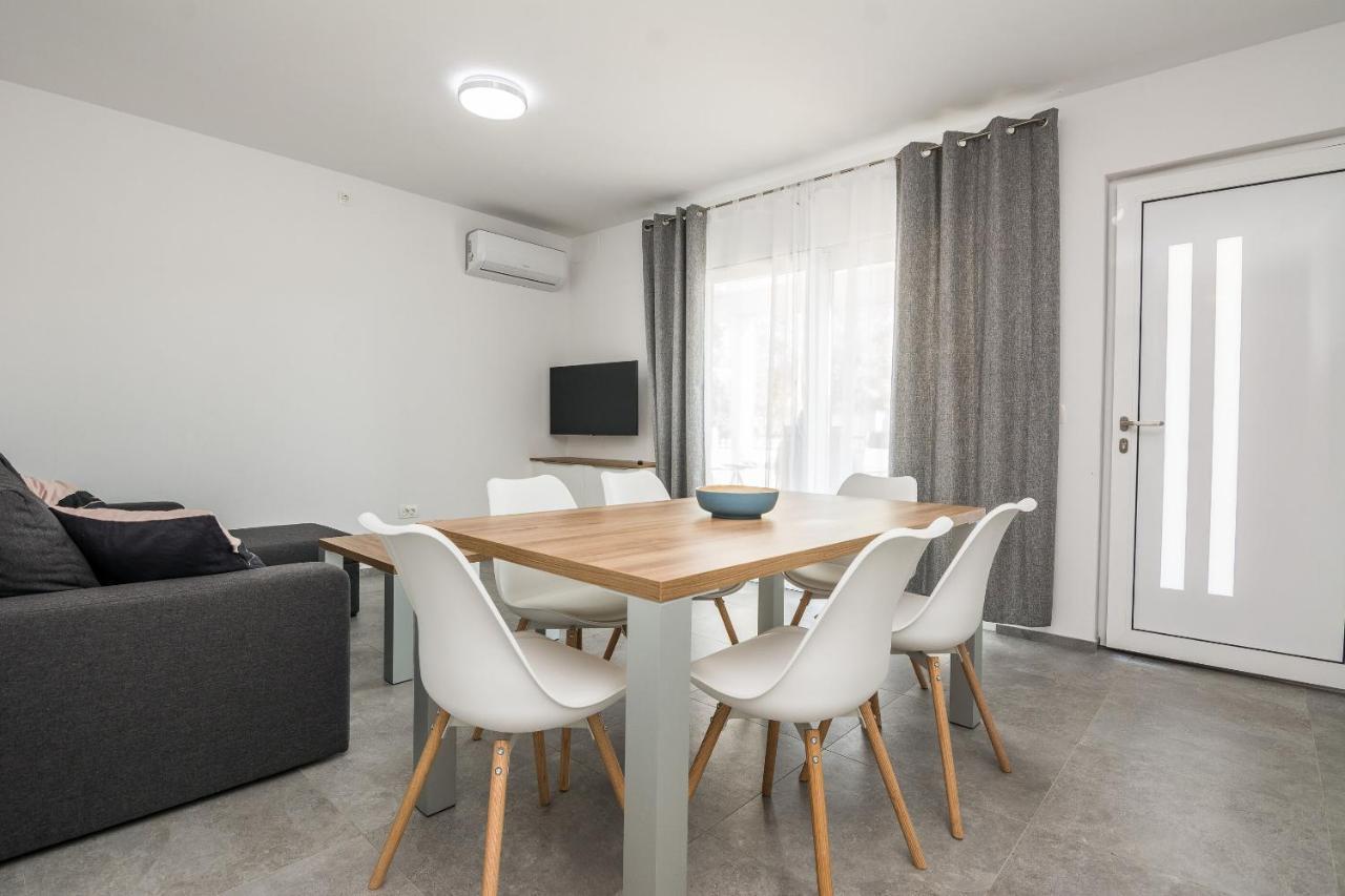 Apartment Spanic 1 Vir Exteriér fotografie